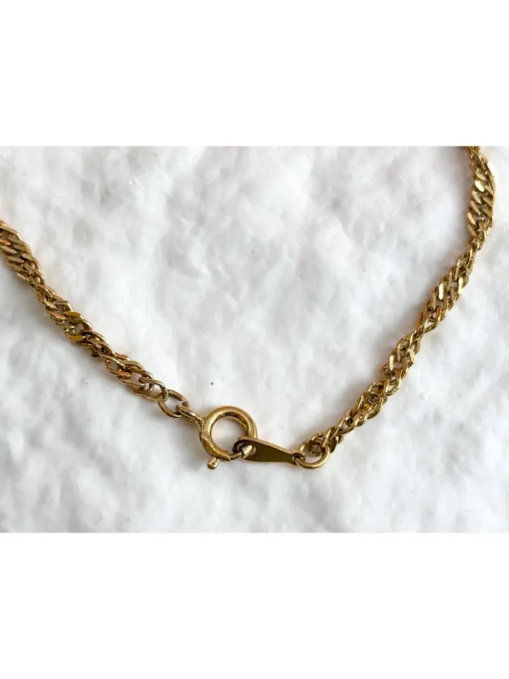 Stackable Gold Toned Curb Chain Minimalist 80's Vintage Bracelet